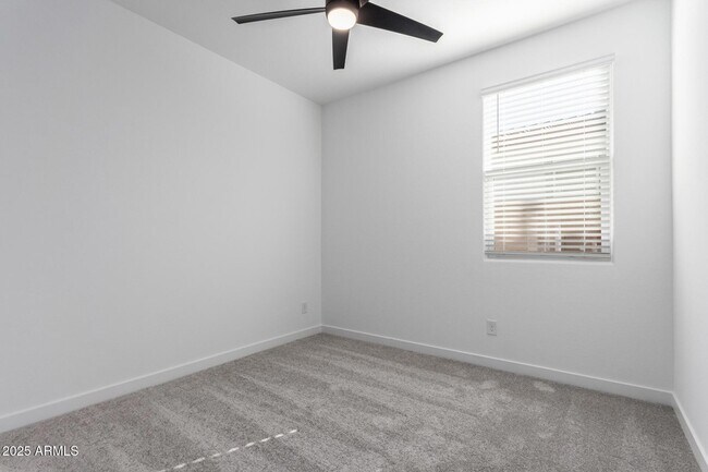 Building Photo - 3113 S 156th Ave