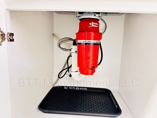 Building Photo - 8310 Garland Ave