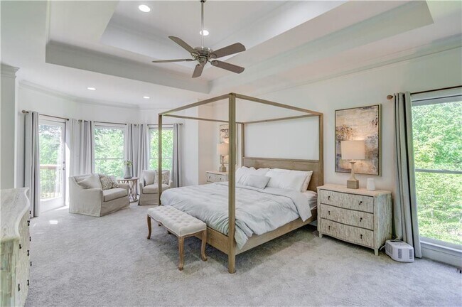 Building Photo - 2870 Roanoke Rd