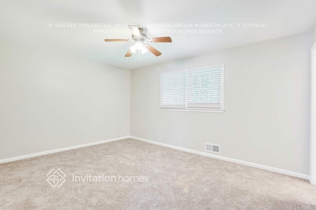 Building Photo - 1734 Lamancha Dr NW