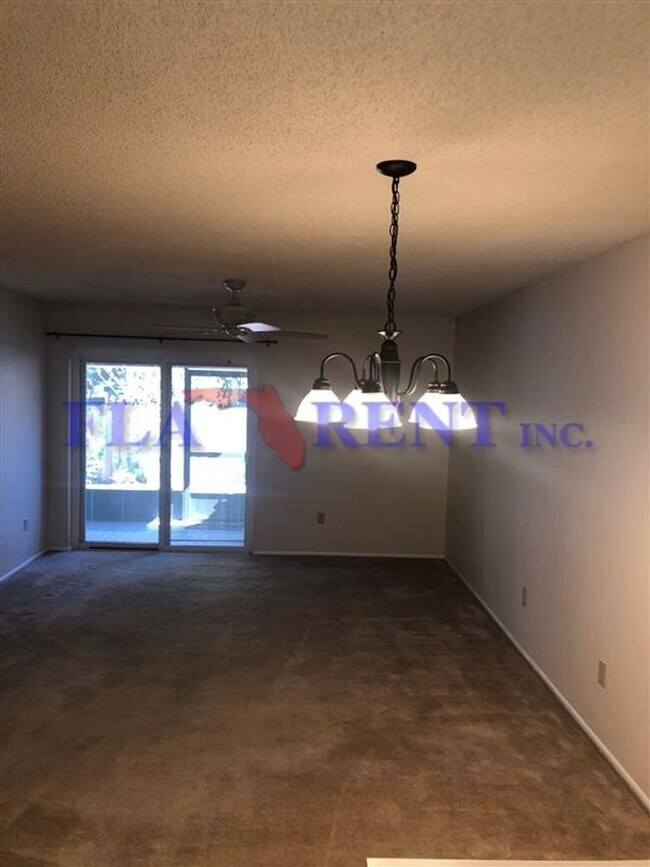 Building Photo - COMING SOON!  5/1/26     2/2 Upgraded Condo in Winter Park**