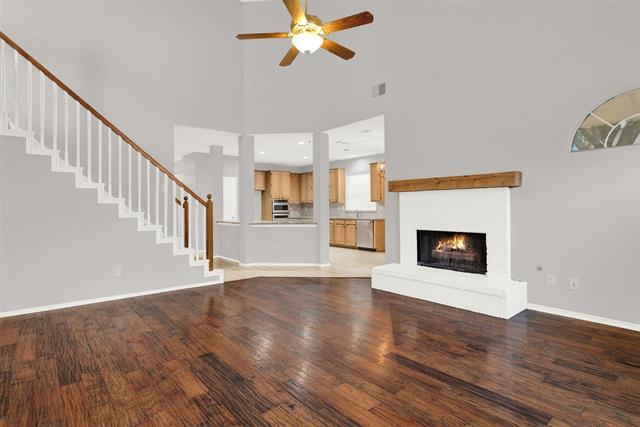 Building Photo - 803 Holly Cir