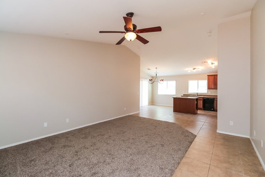 Building Photo - 1674 W Corriente Dr
