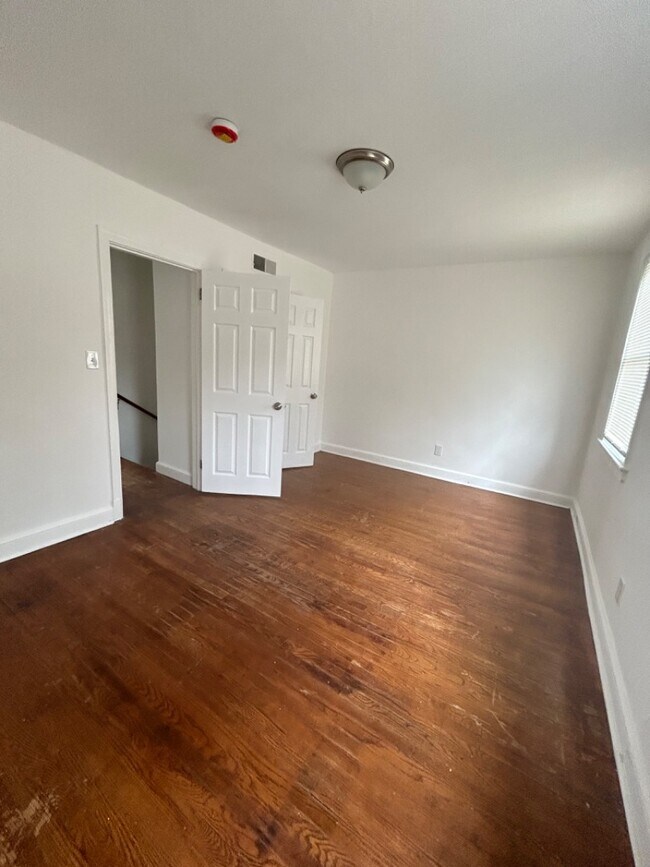 Building Photo - 66 Allison St NE