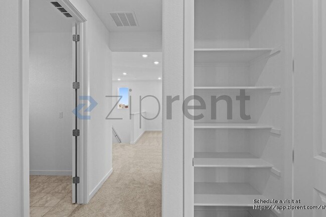 Building Photo - 1710 Halo Ave