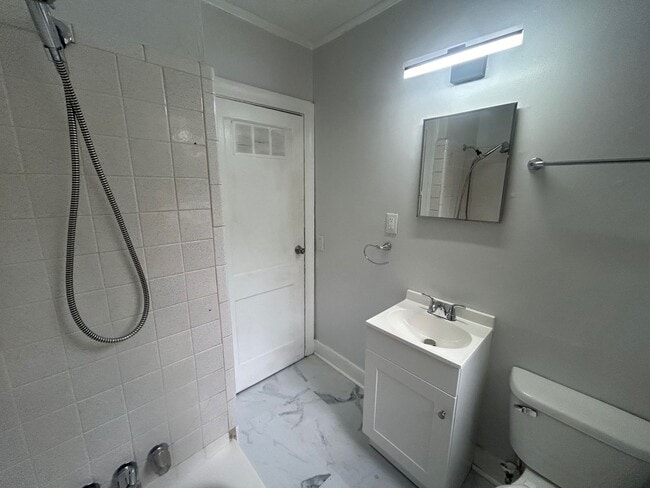 Building Photo - 5105 Middleton St