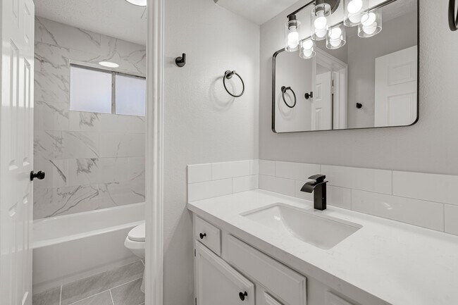 Building Photo - 22039 Rivermead Dr