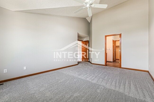 Building Photo - 11536 Briarwood Ln