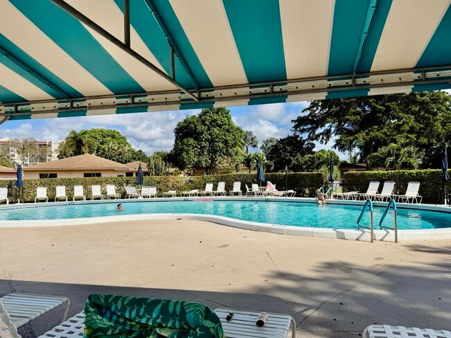 Building Photo - 14671 Bonaire Blvd