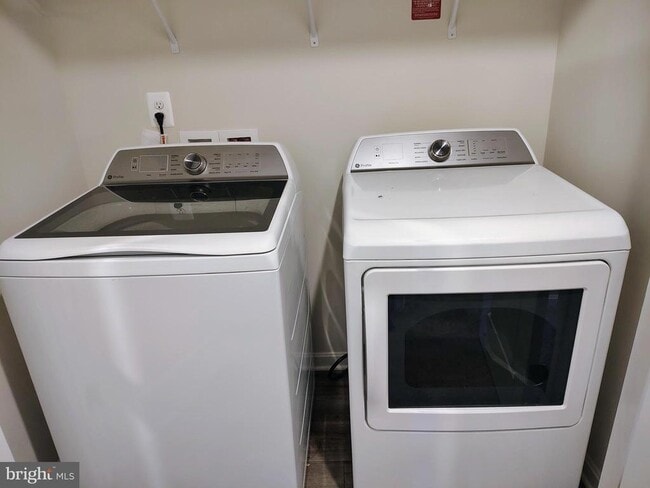 Building Photo - 26 Stembogan Ct