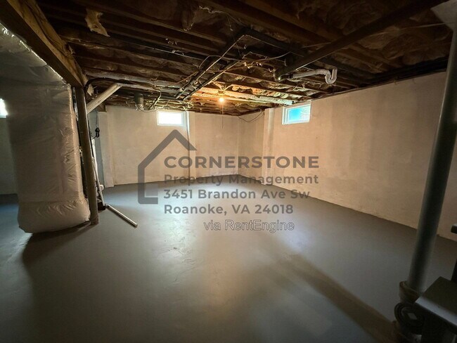 Building Photo - 4321 Camille Ave NW