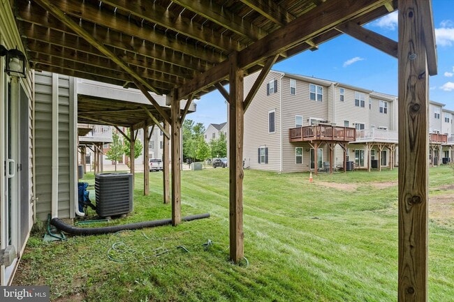 Building Photo - 6190 Willow Pl