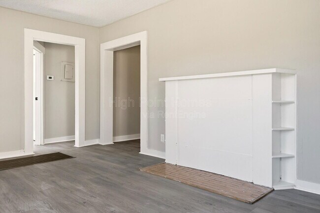 Building Photo - 5225 Central Ave