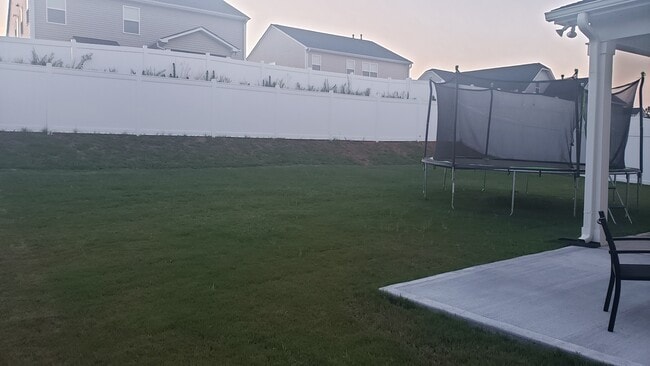 Building Photo - 413 Marietta Ln