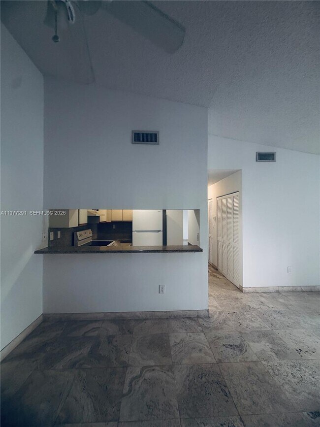 Building Photo - 8811 SW 123rd Ct