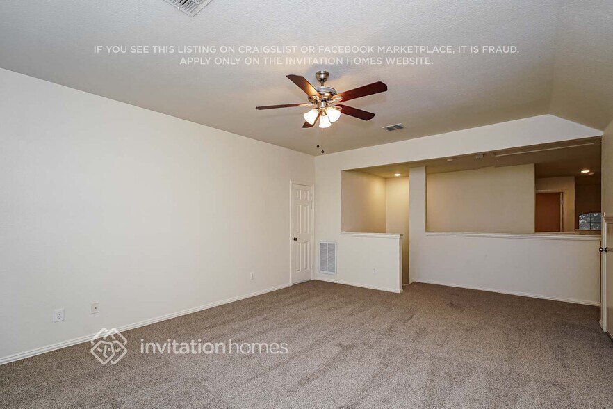 Building Photo - 12301 Macaroon Ln