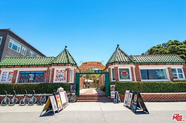 Building Photo - 510 Pacific Ave