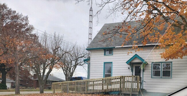 Outside Side View - 228 E 8th St