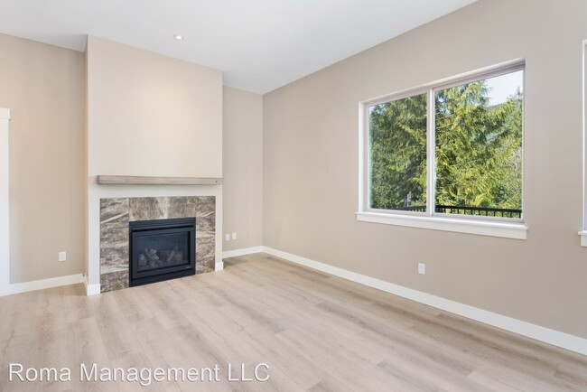 Building Photo - 425 W Lake Samish Dr