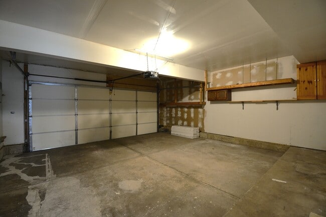 Building Photo - 1151 Longford Rd