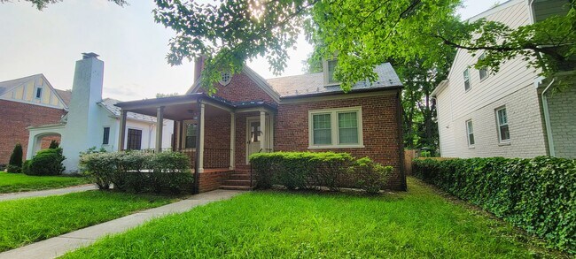 Building Photo - Remodeled brick bungalow with 1st floor li...
