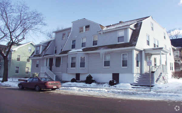 Building Photo - 69 West St