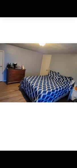 Building Photo - 138 Draper St