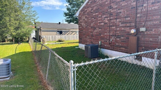Building Photo - 6109 Price Ln Rd
