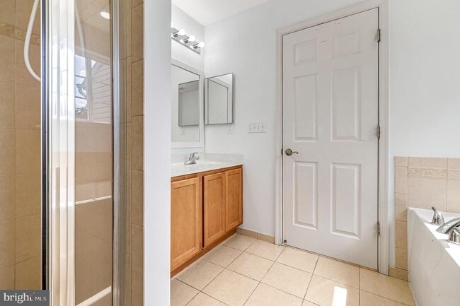 Building Photo - 304 Wheatley Dr