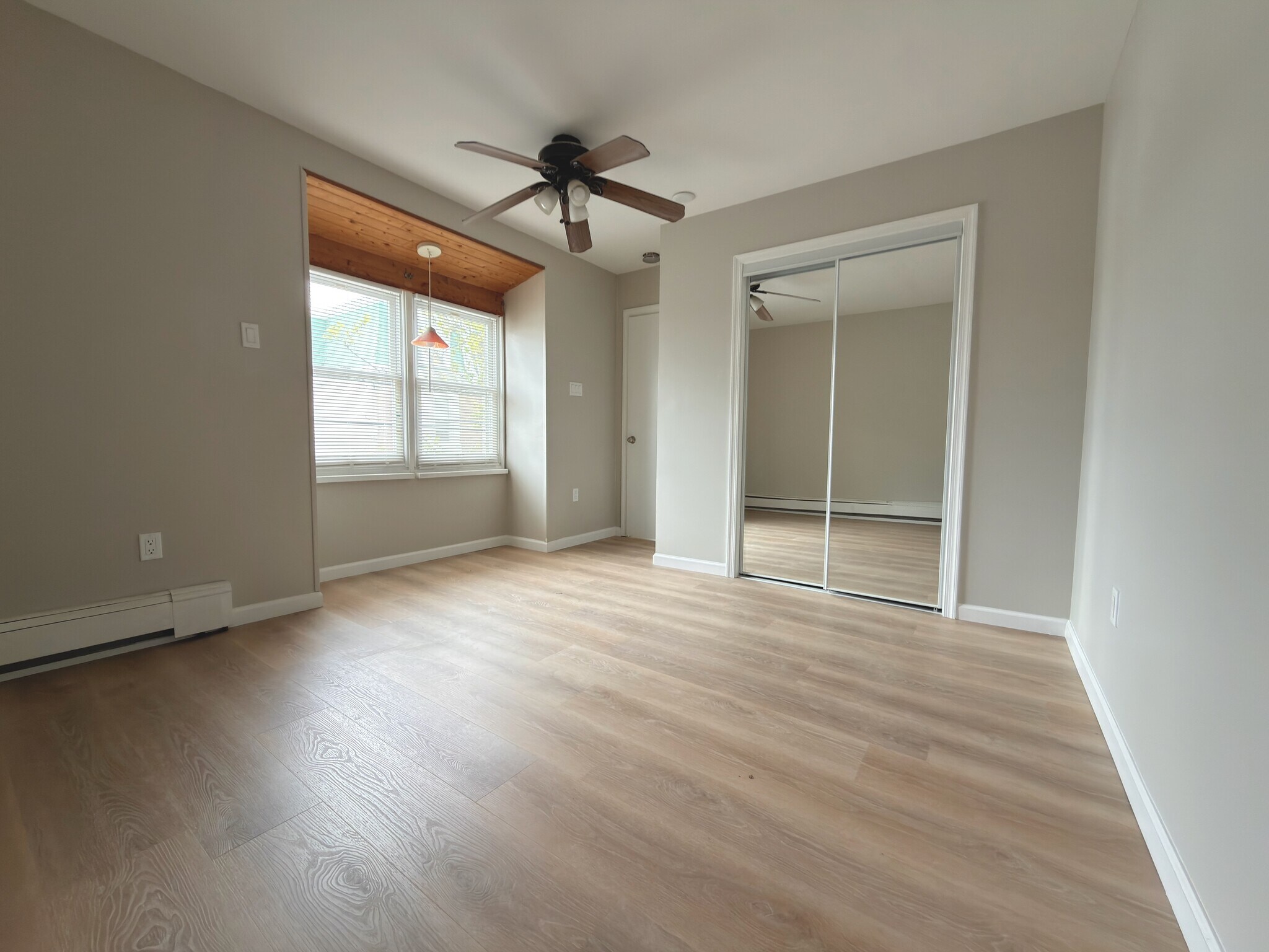 Building Photo - 4424 Pechin St
