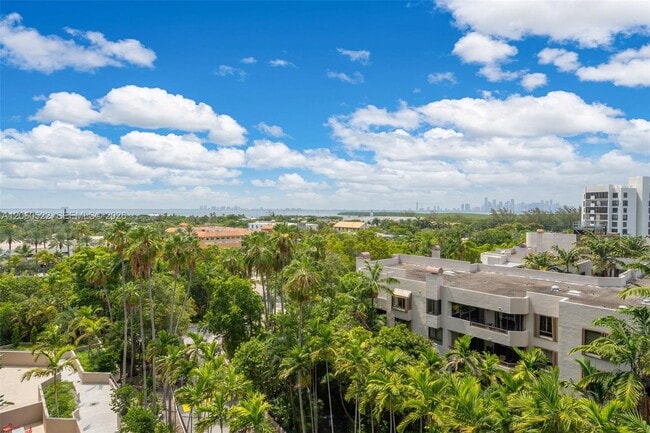 Building Photo - 151 Crandon Blvd