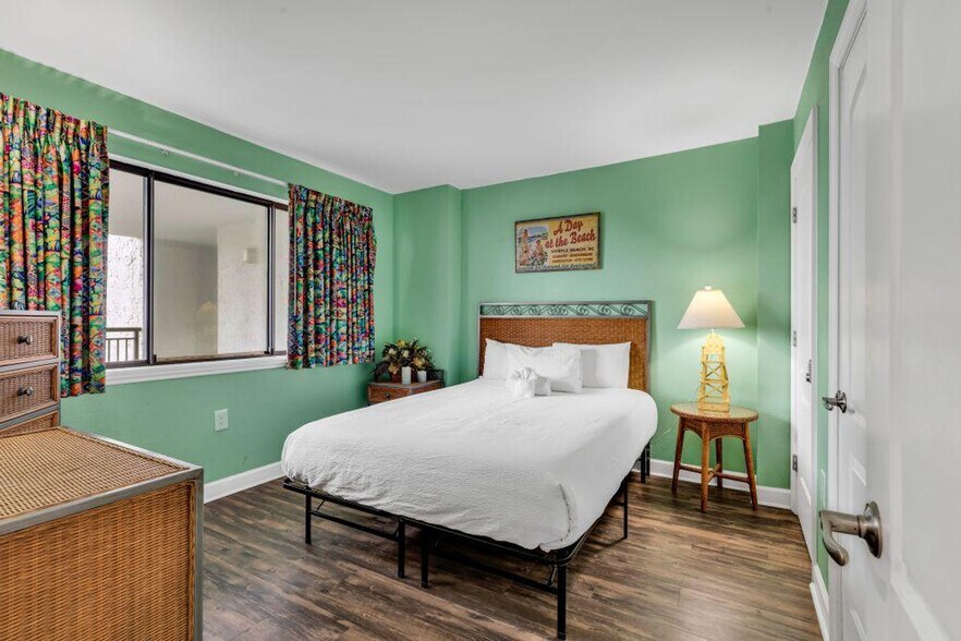 Building Photo - 2001 S Ocean Blvd