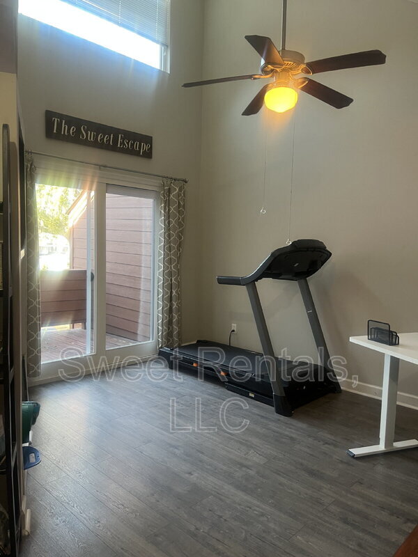 Building Photo - 47 Arabian Dr