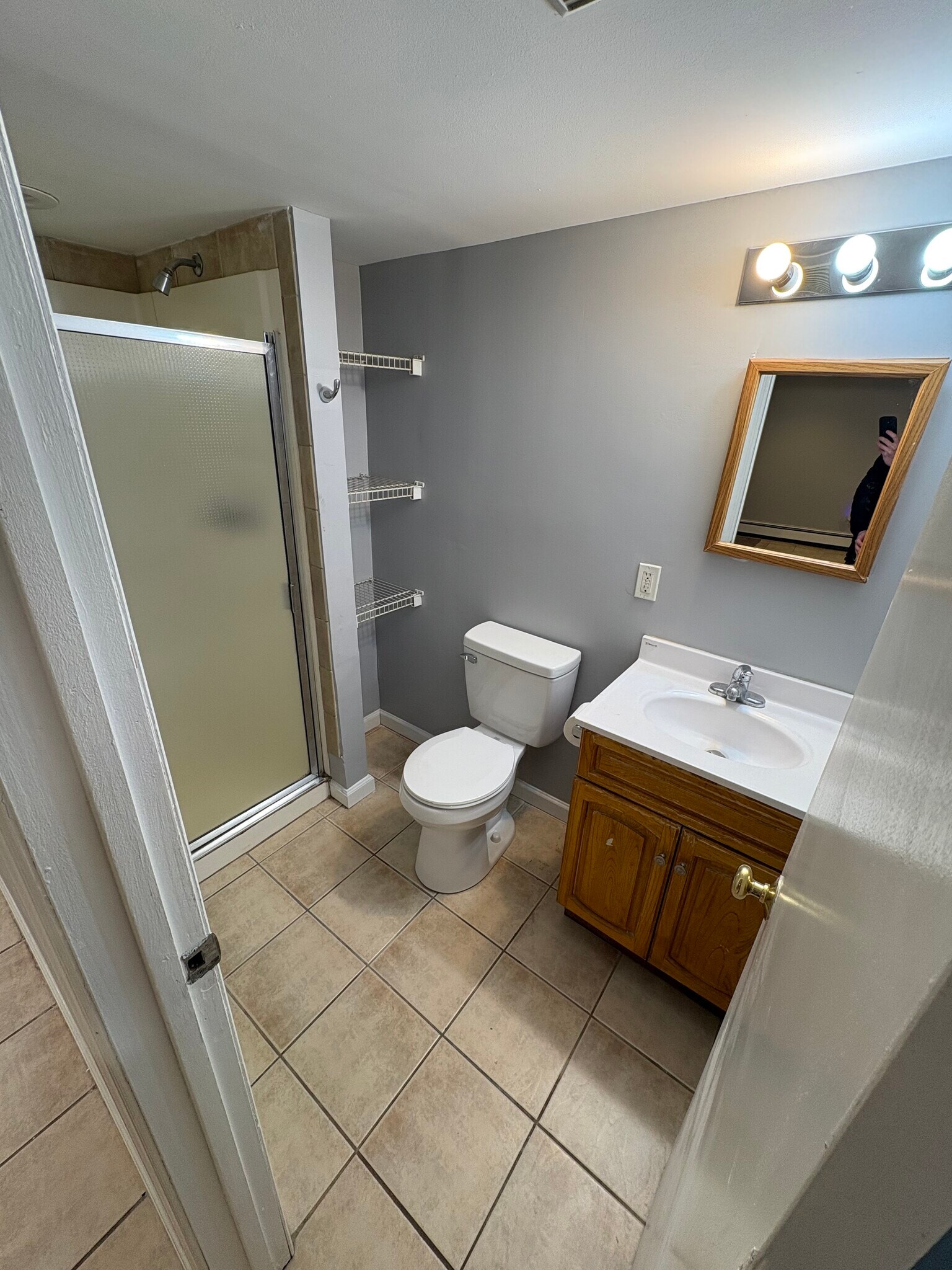 Building Photo - 9 Hillcrest Dr