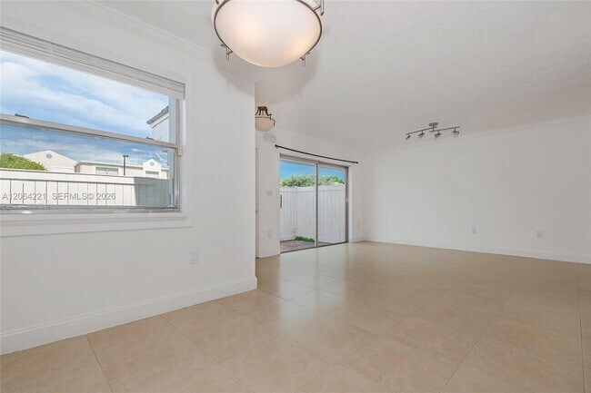 Building Photo - 4520 SW 68th Ct Cir