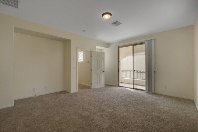 Building Photo - 3 Bedroom Home in Summerlin West COMING SOON!