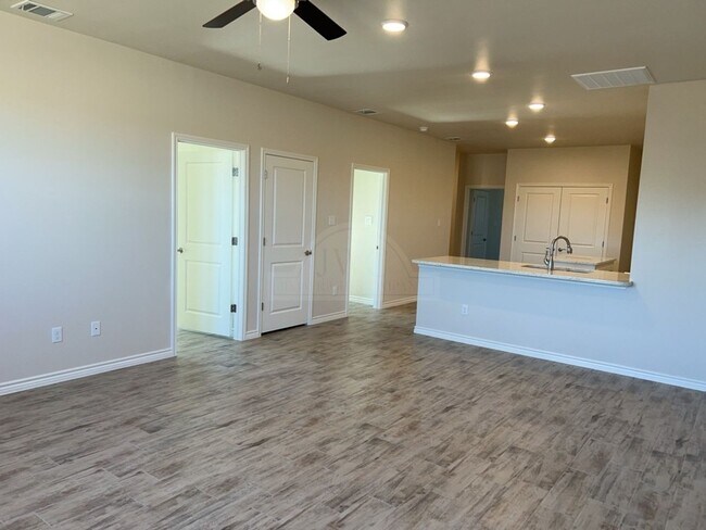 Building Photo - 5102 Rose Petal Ct