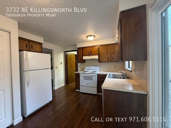 Building Photo - 3732 NE Killingsworth St