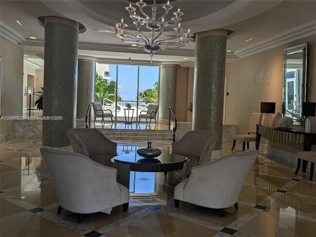 Building Photo - 6917 Collins Ave