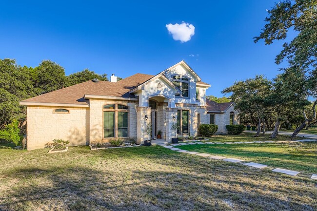 Primary Photo - Large 4 bedroom home on 1 acre with lawn c...