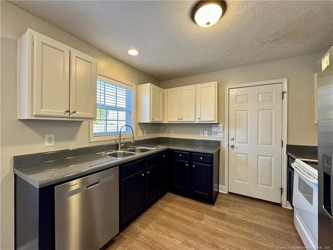 Building Photo - 231 Scotland Dr