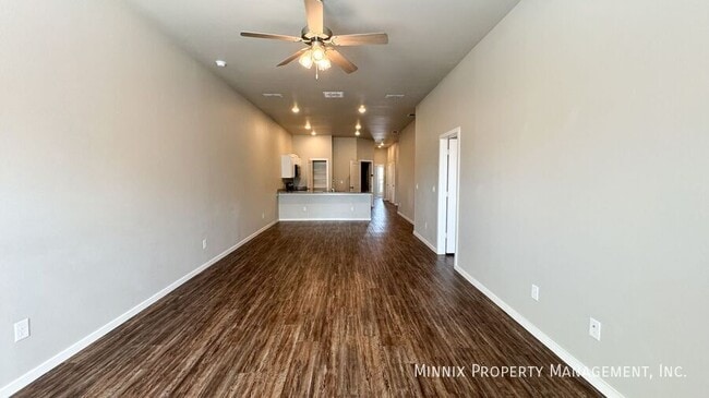 Building Photo - 2101 N Jayton Ave