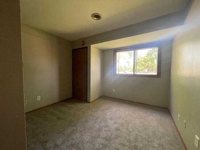 Interior Photo - Country Pines Place