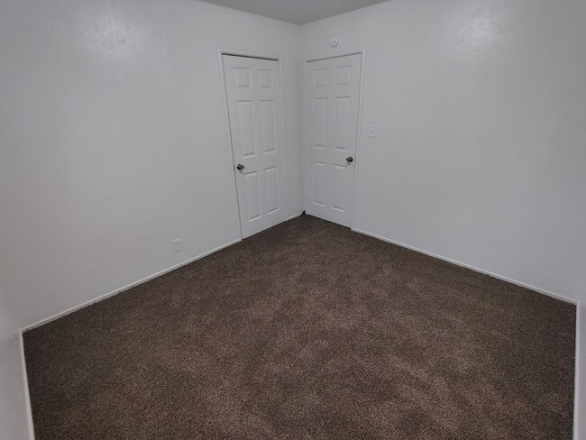 Building Photo - 1914 Freida Ct