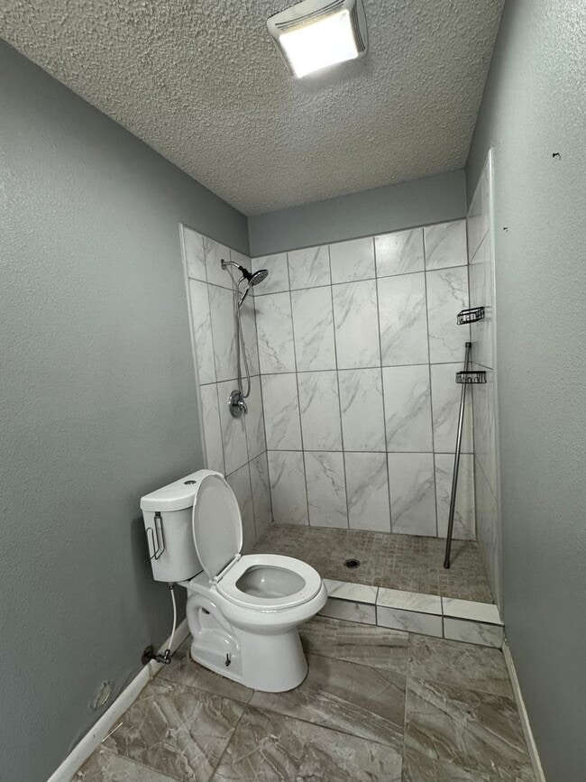 Building Photo - Southside-Duplex-Includes Water & Trash