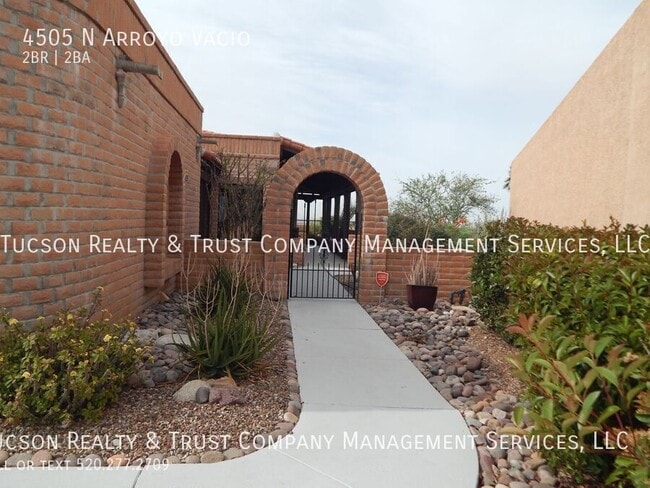Building Photo - 4505 Arroyo Vacio
