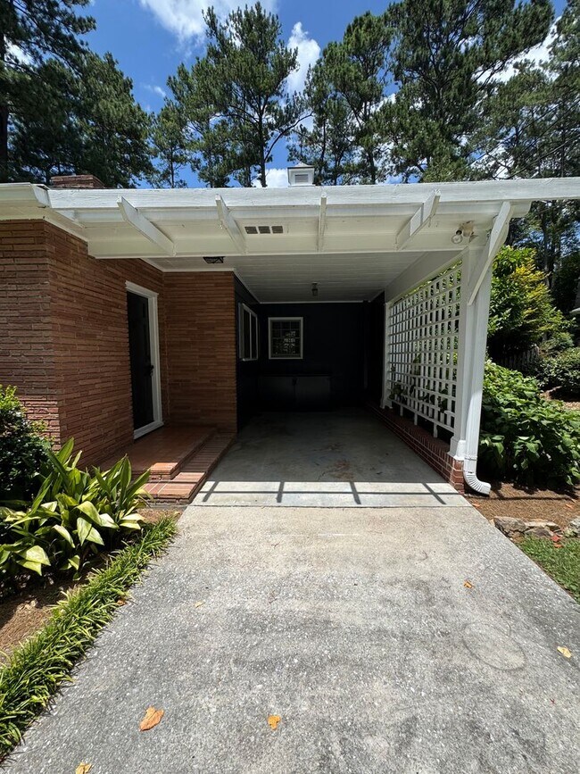 Building Photo - Cozy 2/1 Cottage in Rockridge Heights- $1,650