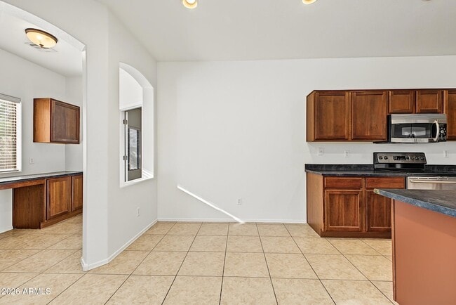 Building Photo - 1769 N St Francis Pl