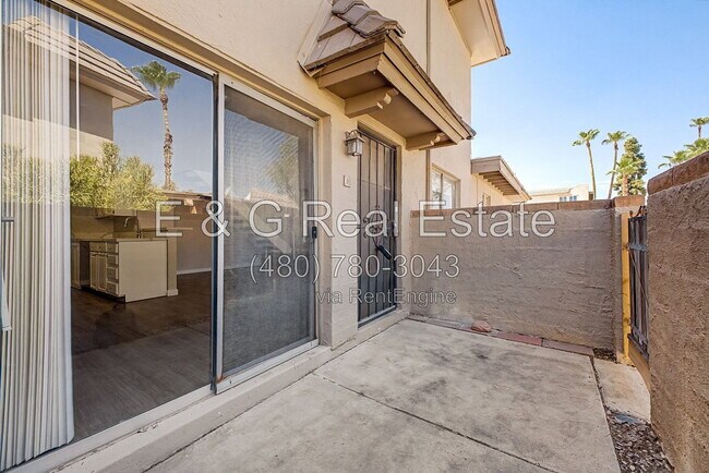 Building Photo - 17009 E Calle Del Oro