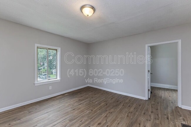 Building Photo - 4604 Glenshade Ave